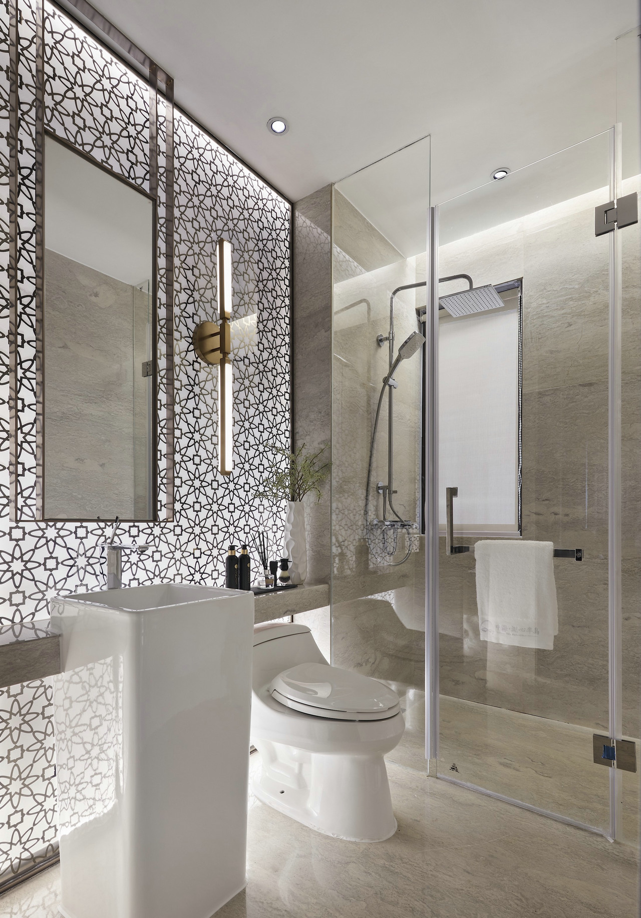 如何去除新裝房中的異味呢？